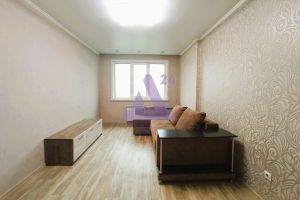 Продам квартиру 1 комнатную с общей площадью 37.3м2, 9/9 эт., на улице Октябрьская, г. Новоалтайск, Алтайский край, Россия, агентство АН Династия 24 Продам квартиру 1 комнатную с общей площадью 37.3м2, 9/9 эт., на улице Октябрьская, г. Новоалтайск, Алтайский край, Россия, агентство АН Династия 24