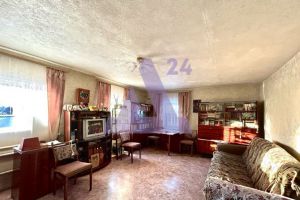 Продам дом с общей площадью 52.8м2, на улице Садовая, г. Новоалтайск, Алтайский край, Россия, агентство АН Династия 24 Продам дом с общей площадью 52.8м2, на улице Садовая, г. Новоалтайск, Алтайский край, Россия, агентство АН Династия 24